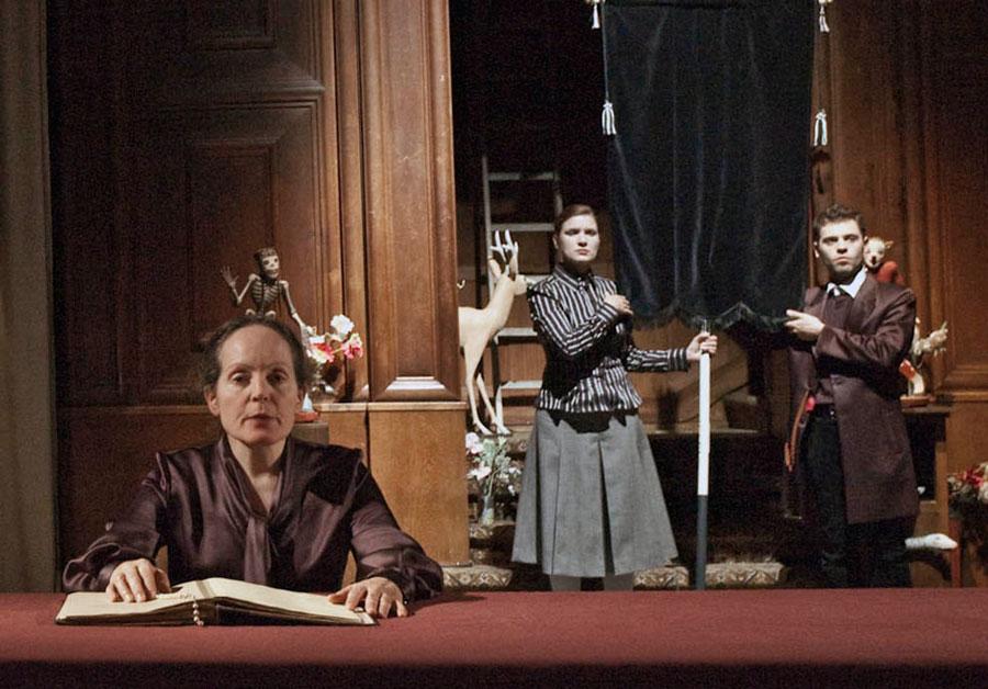 Foto von TANTE HÄNSI von Mela Meierhans, Raphael Urweider, 2006